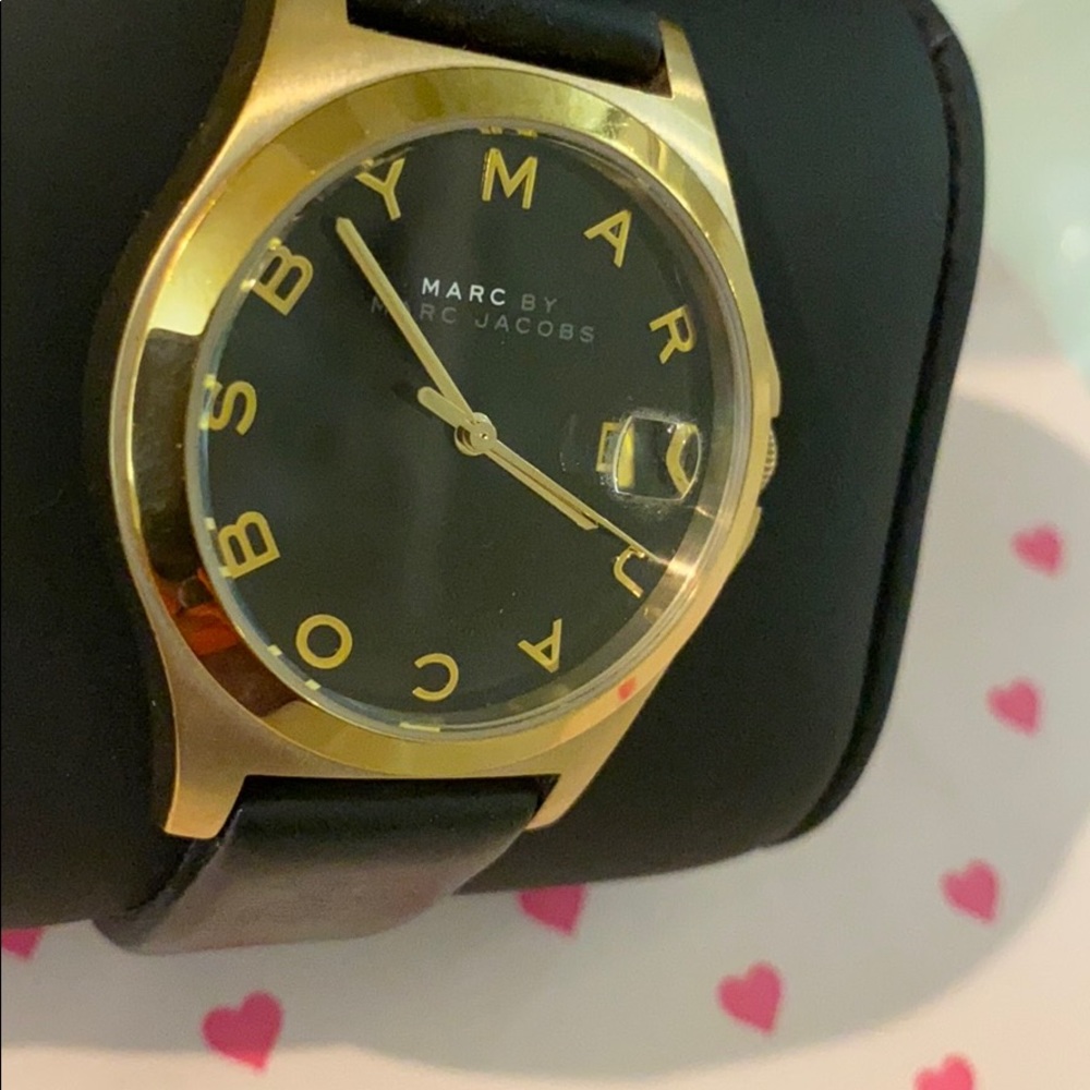 Marc Jacobs watch - Picture 3 of 3